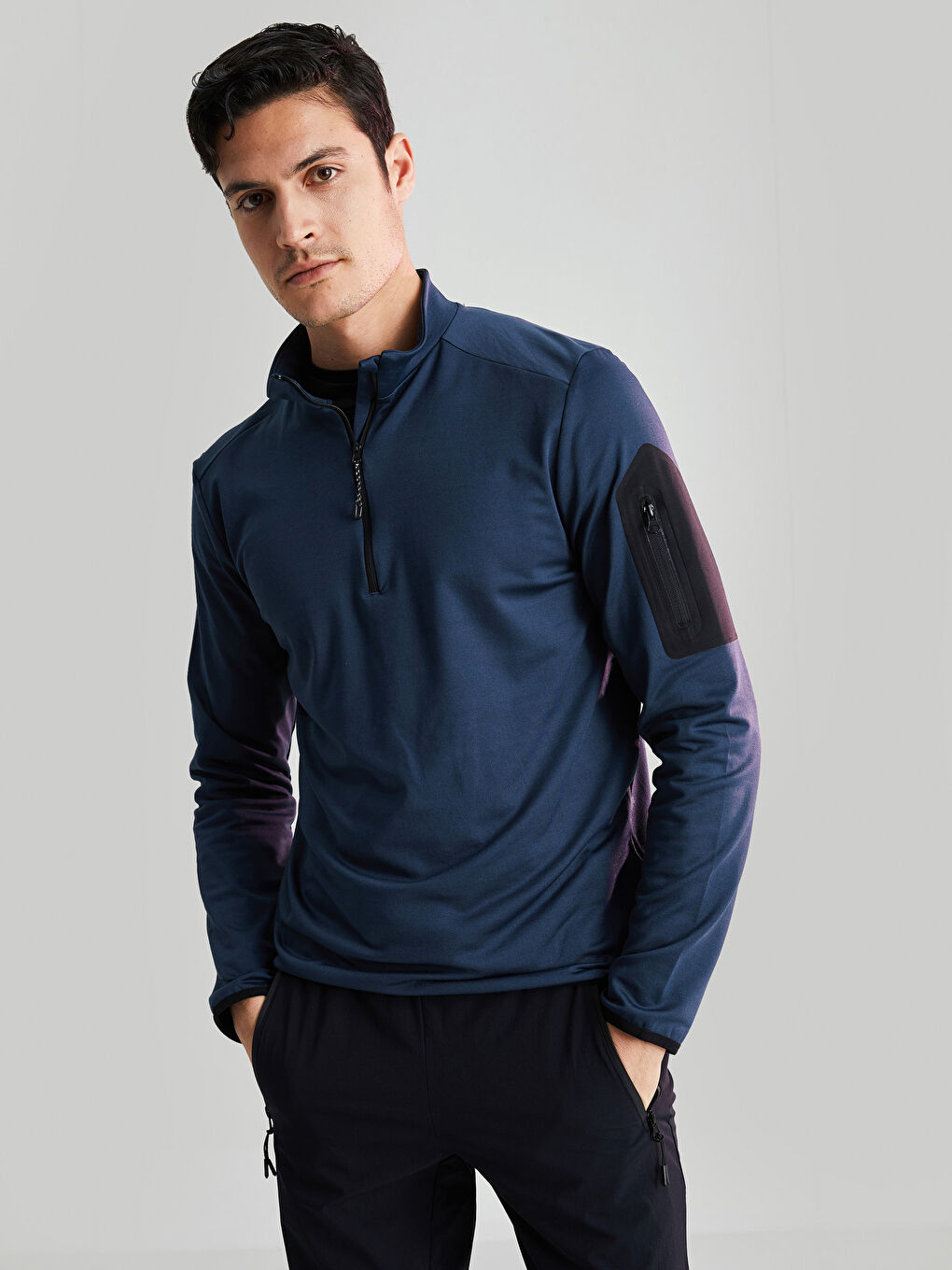 Slim Fit Stand Up Collar Long Sleeve Men's Sweatshirt-1