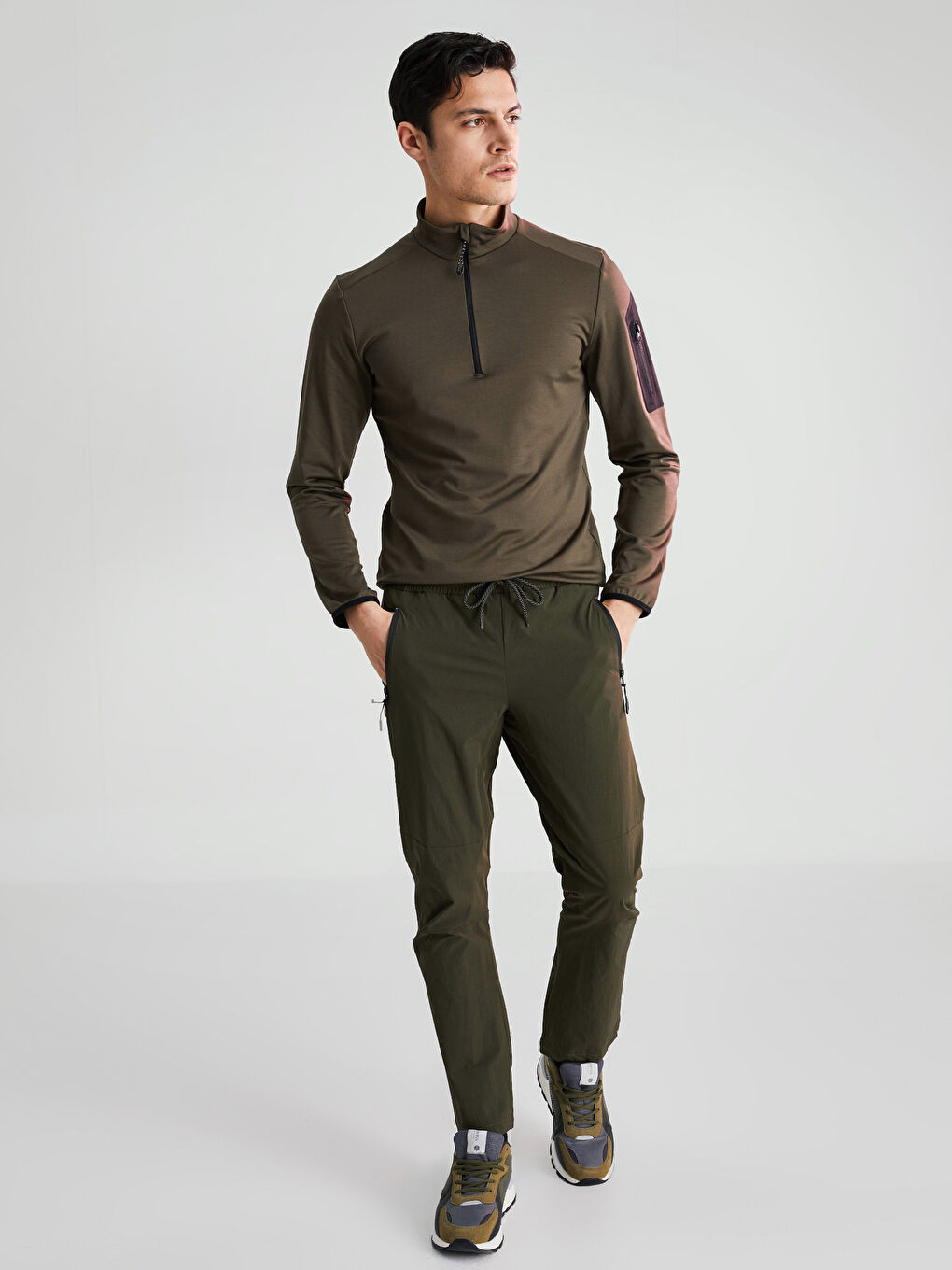 Haki Dik Yaka Uzun Kollu İnce Erkek Sweatshirt-3