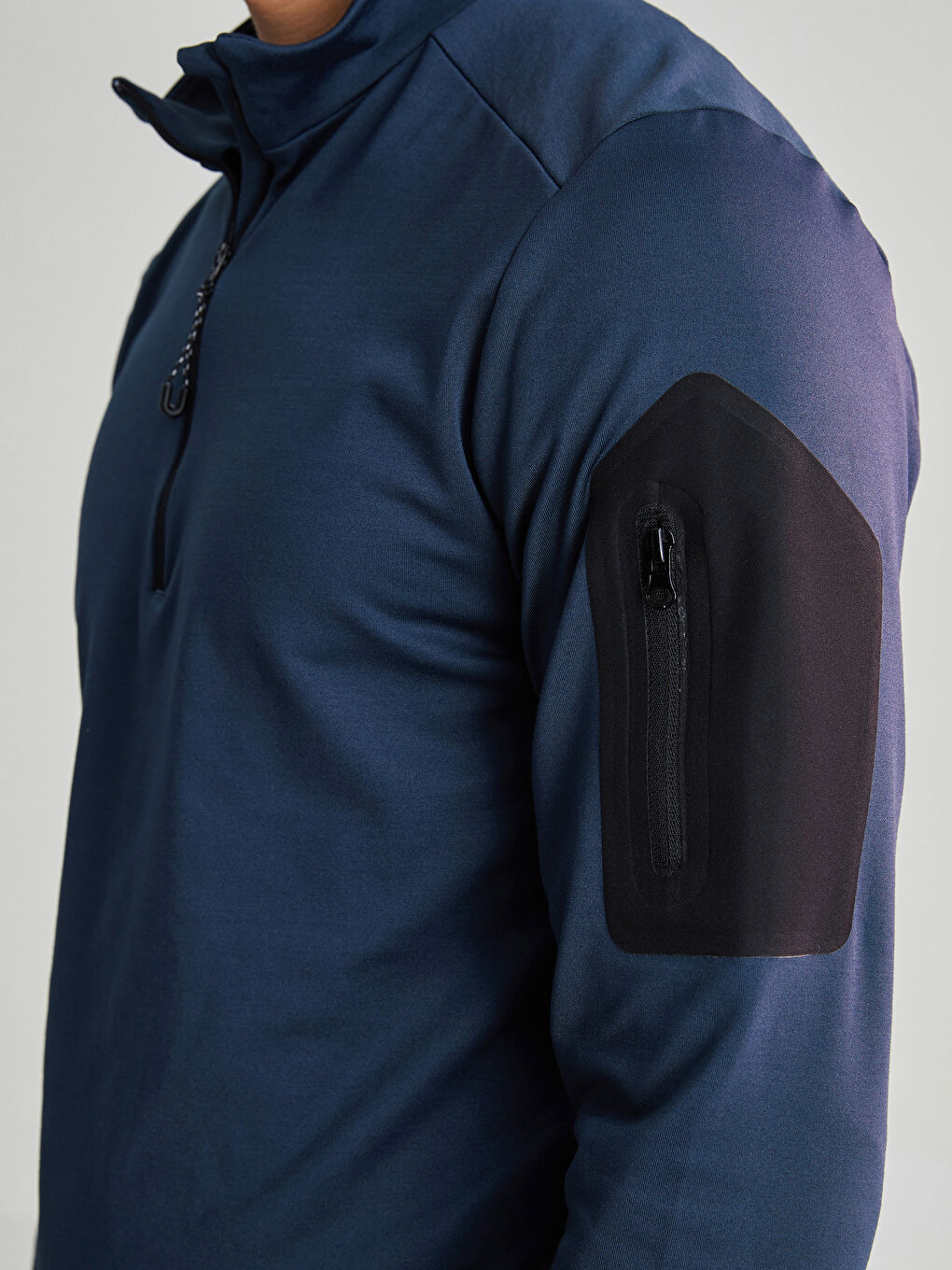 Lacivert Dik Yaka Uzun Kollu İnce Erkek Sweatshirt-3