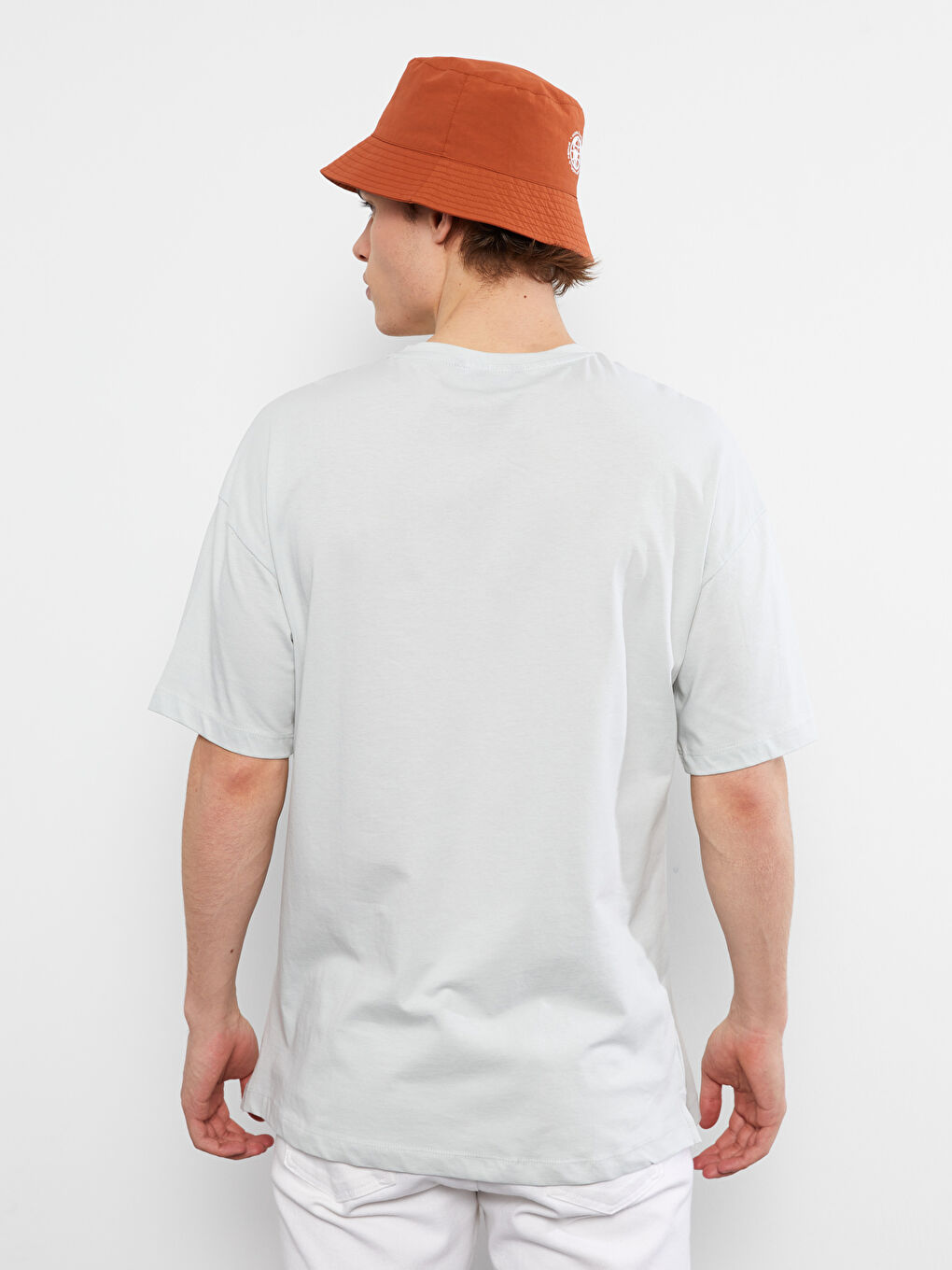 تيشيرت رجالي واسع الحجم برقبة دائرية وأكمام قصيرة من جيرسي-4