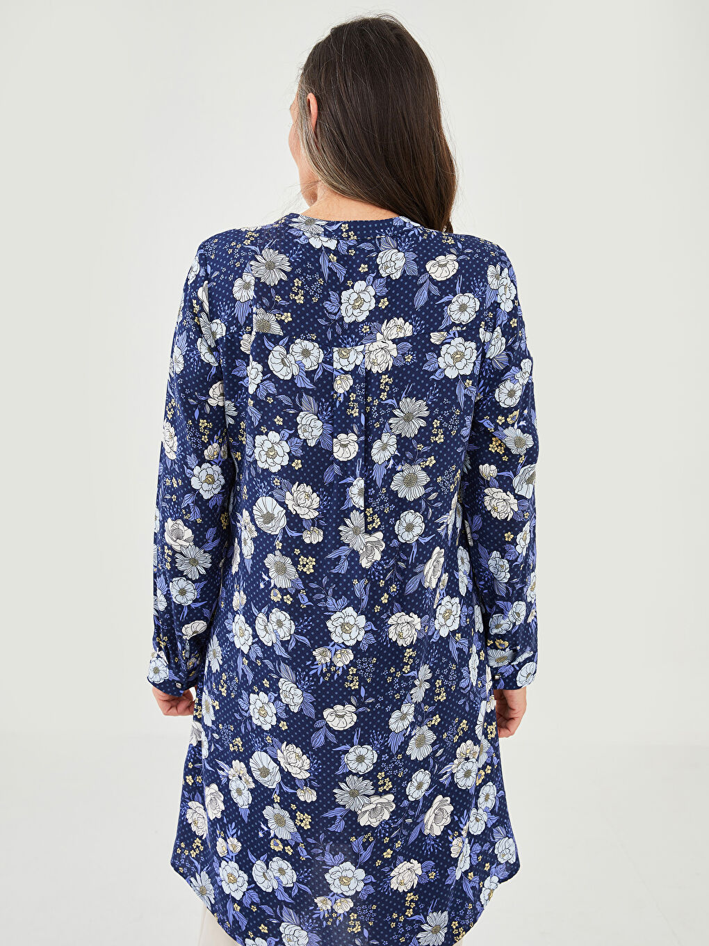 LCW Grace Crew Neck Floral Long Sleeve Viscose Women's Tunic -S25604Z8-LSJ