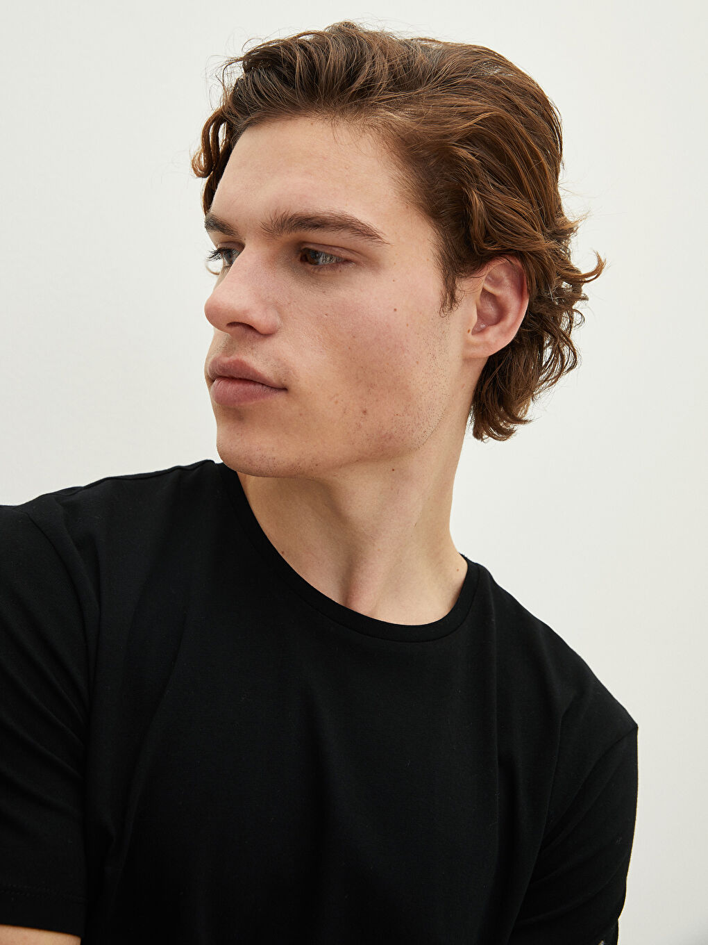 Siyah Bisiklet Yaka Kısa Kollu Basic Penye Erkek Tişört