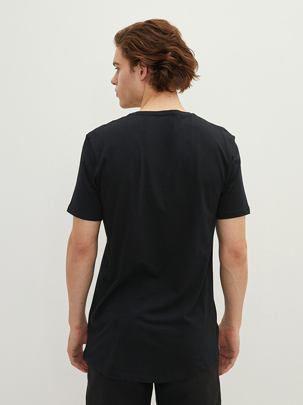 Siyah Bisiklet Yaka Kısa Kollu Basic Penye Erkek Tişört-4