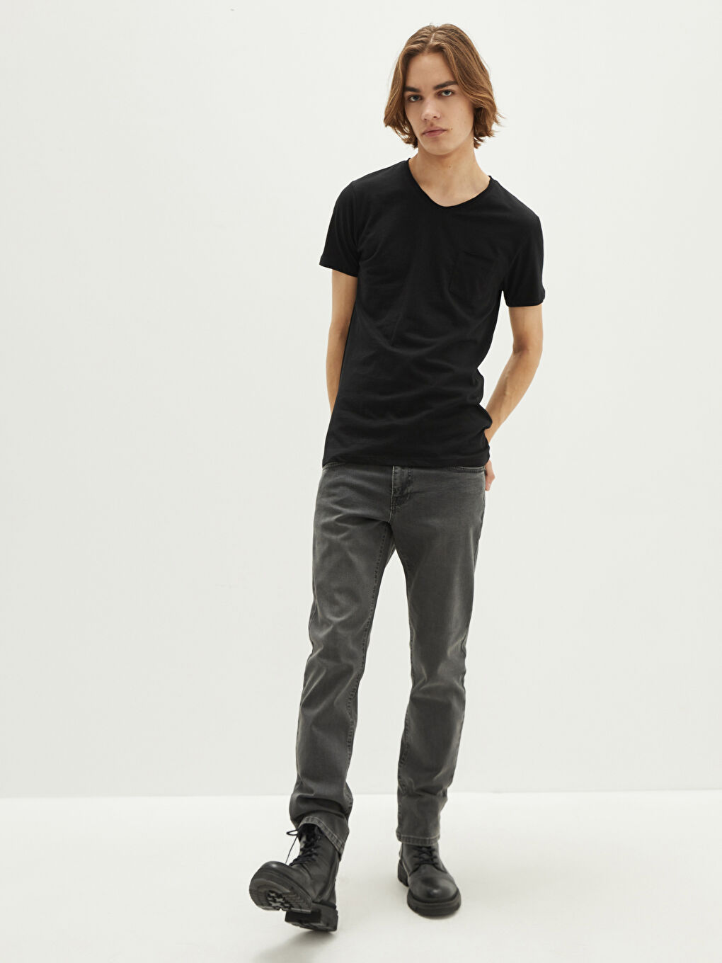 V Neck Short Sleeve Basic Cotton Men's T-shirt-2