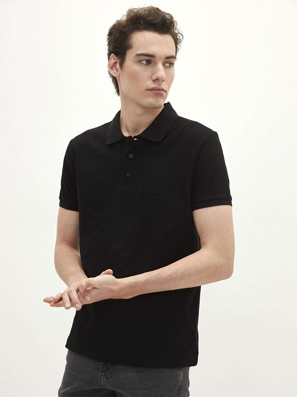 تيشيرت ياقة بولو كم قصير للرجال-1