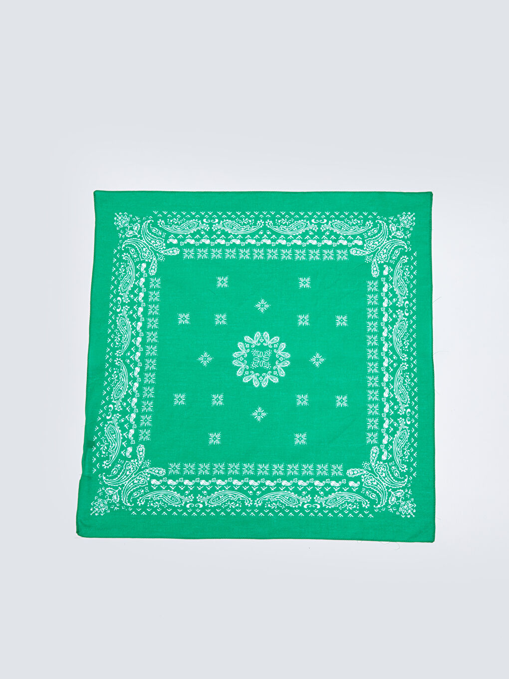 Yeşil Desenli Kadın Bandana-4