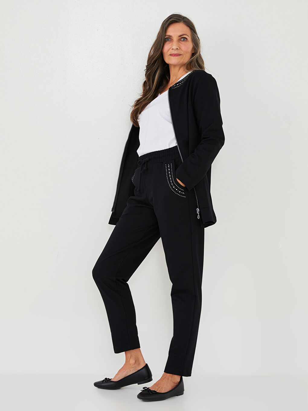 Siyah Beli Lastikli Taşlı Cep Detaylı Kadın Eşofman Altı