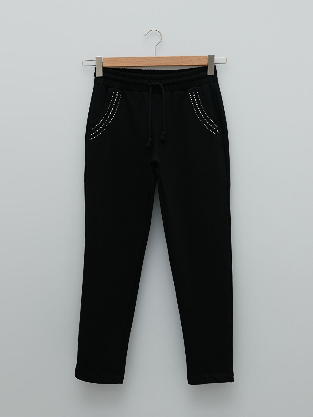 Siyah Beli Lastikli Taşlı Cep Detaylı Kadın Eşofman Altı-6