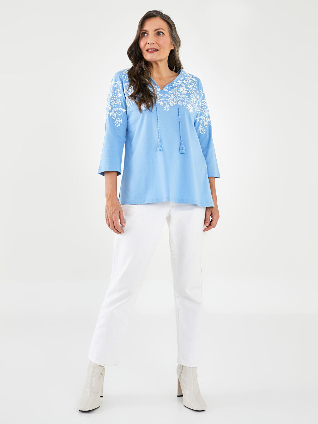 Mavi Bağlamalı Yaka Desenli Pamuklu Kadın Bluz-3