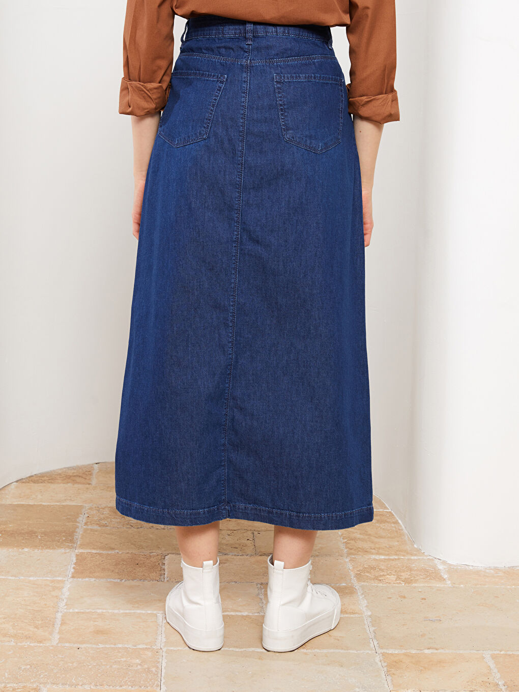 Siyah Standart Fit Düz Cep Detaylı Kadın Rodeo Jean Etek-3