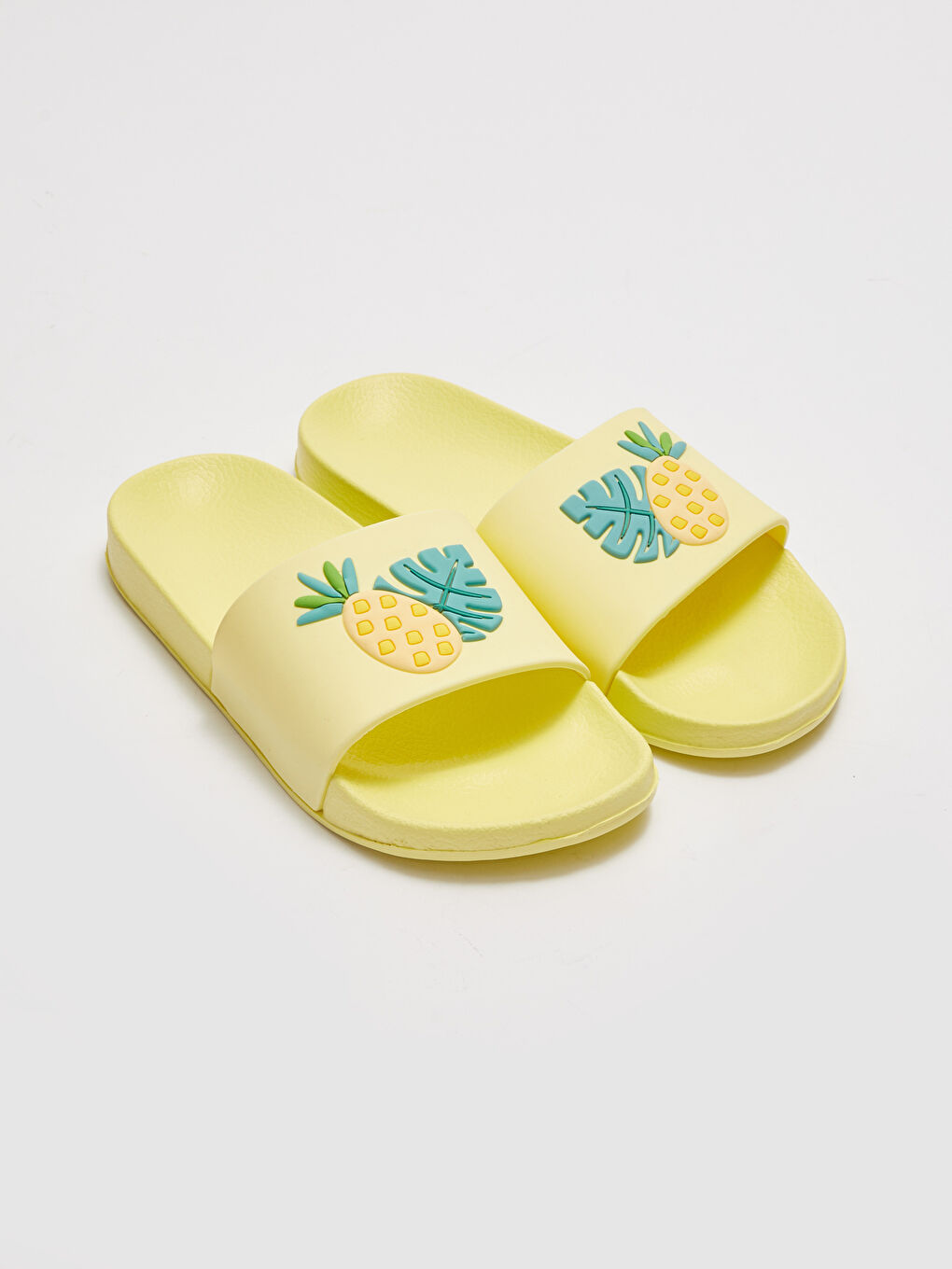 LCW STEPS Women's Slippers With Pineapple Appliqué -S25896Z8-FEY