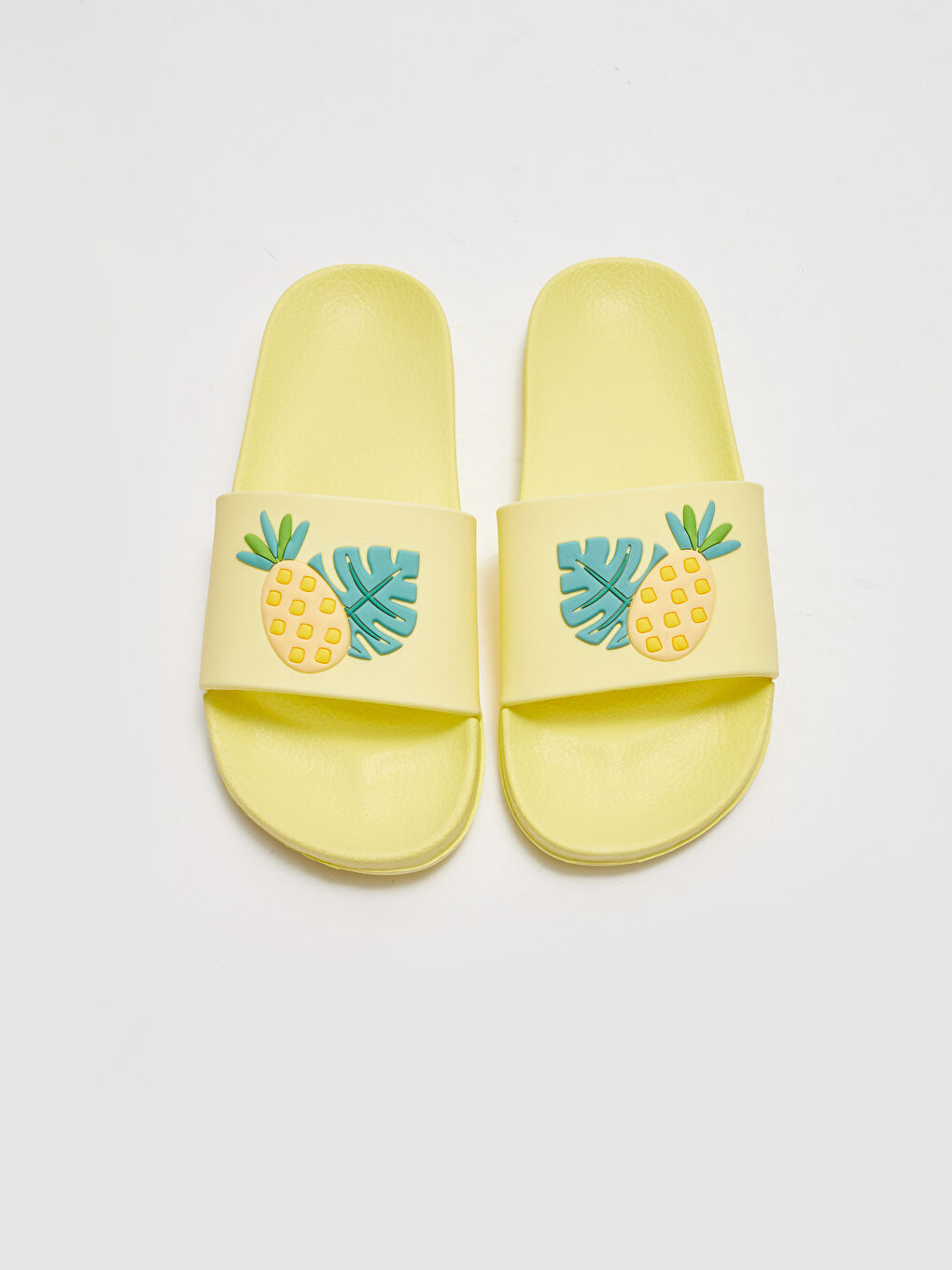 LCW STEPS Women's Slippers With Pineapple Appliqué -S25896Z8-FEY