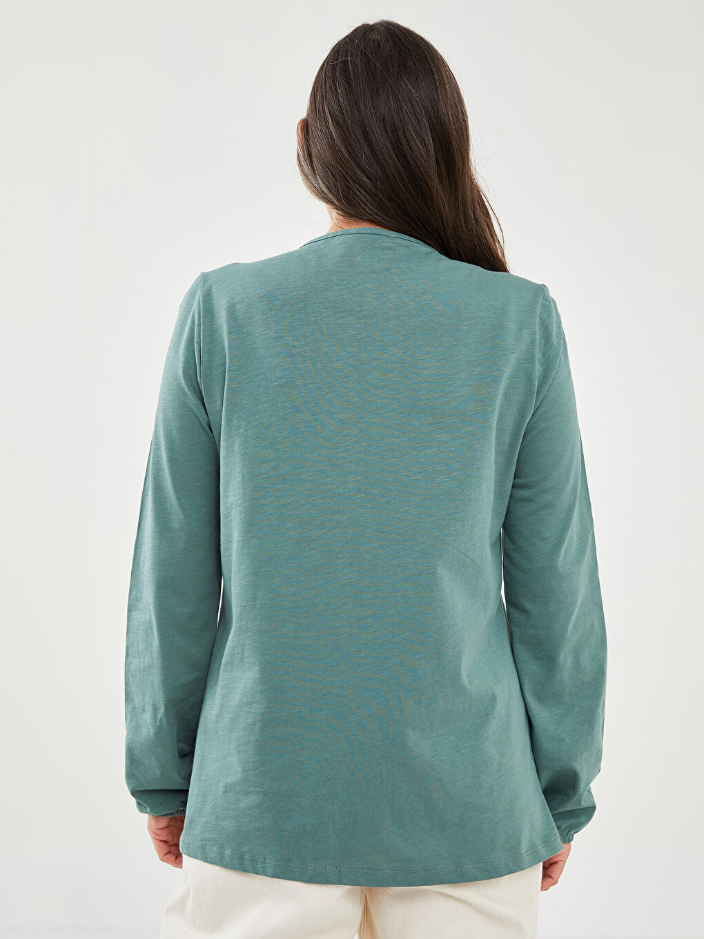 Yeşil Bağlamalı Yaka Nakışlı Uzun Kollu Kadın Bluz-4