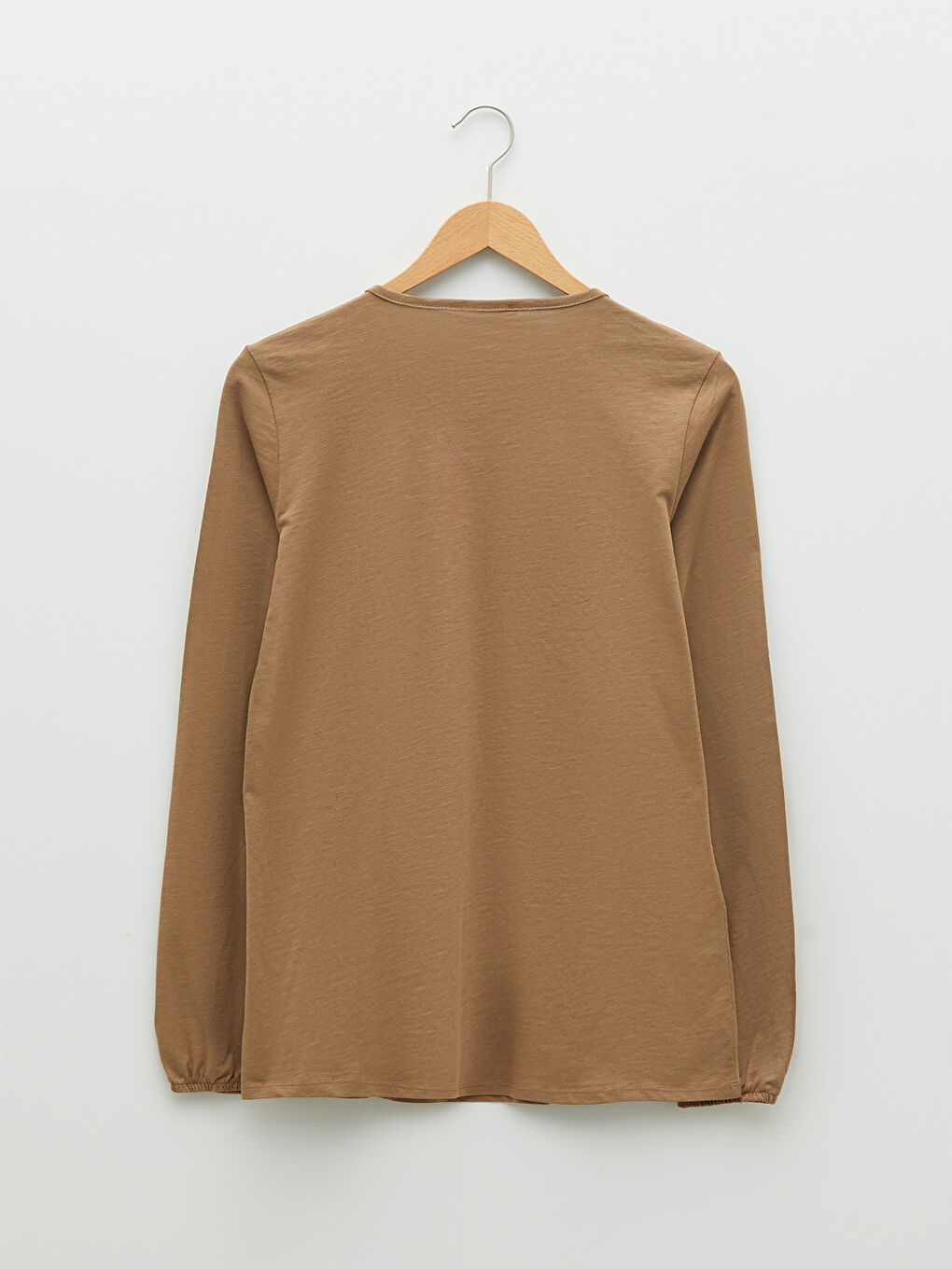 Kahverengi Bağlamalı Yaka Nakışlı Uzun Kollu Kadın Bluz-6