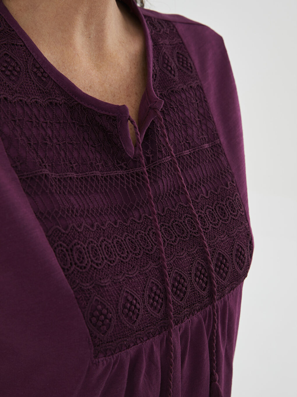 LCW Grace Tie Neck Embroidered Long Sleeve Women's Blouse -S25934Z8-HNN