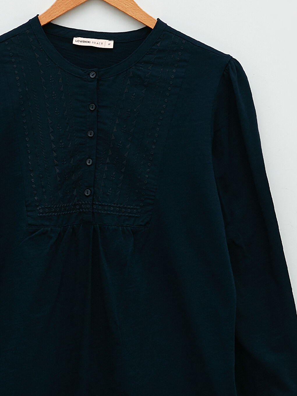 LCW Grace Crew Neck Embroidered Long Sleeve Cotton Women's Blouse -S25935Z8-E1J