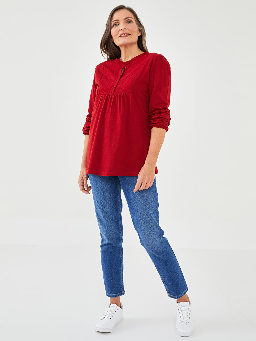 Kırmızı Bisiklet Yaka Nakışlı Uzun Kollu Pamuklu Kadın Bluz-4
