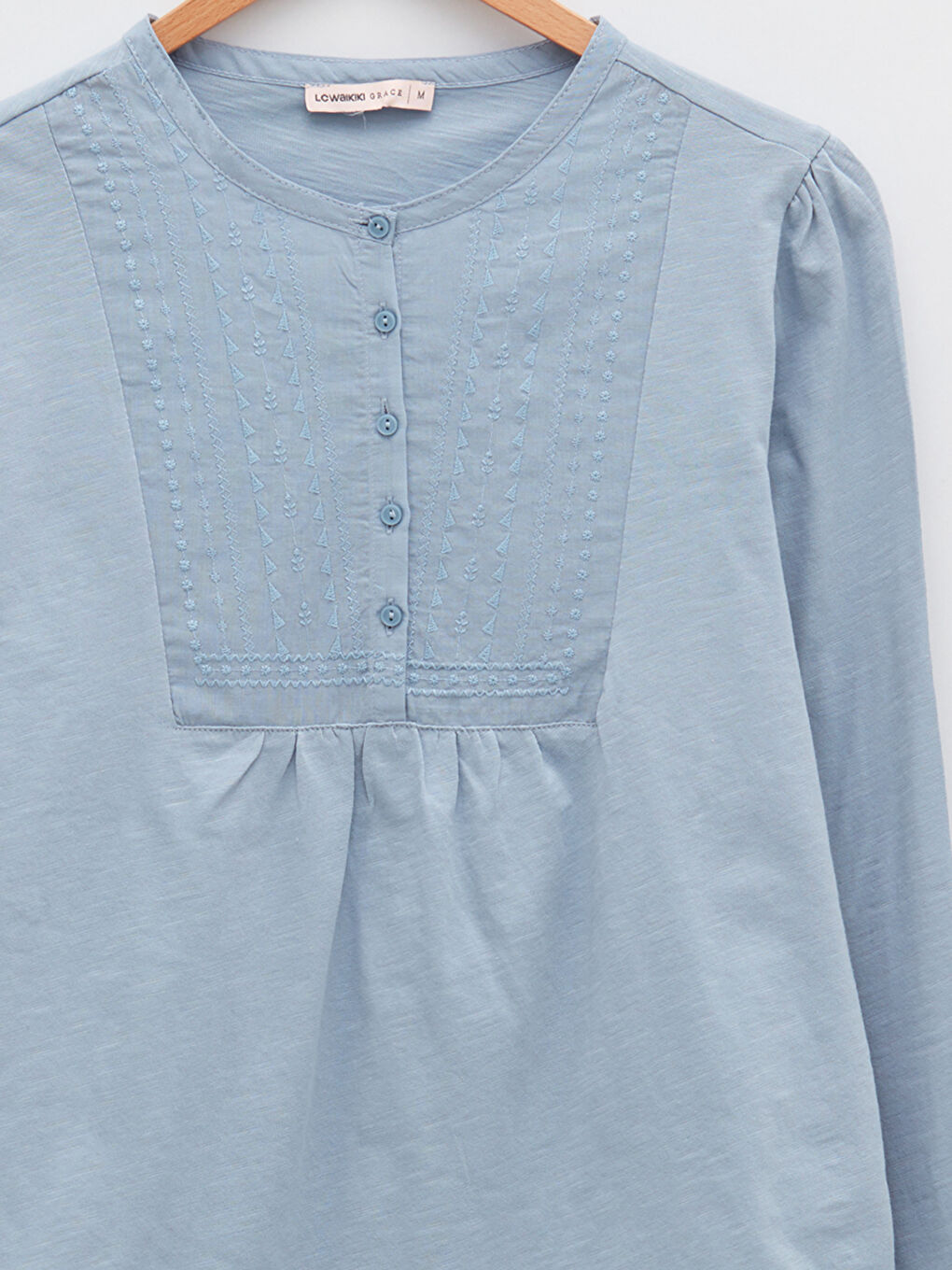 بلوزة قطن كم طويل مطرزة برقبة دائرية للسيدات-7