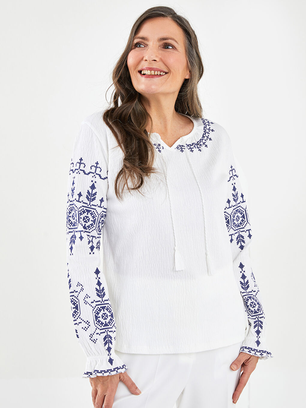 LCW Grace Tie Neck Embroidered Long Sleeve Women's Blouse -S25939Z8-EEW