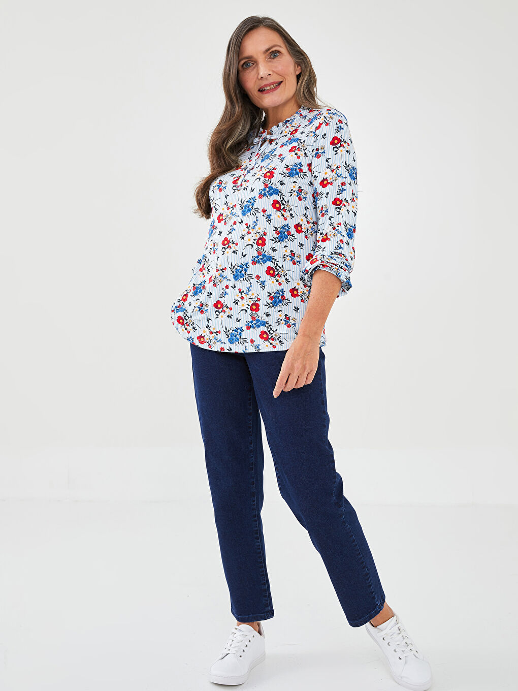 Mavi Fırfırlı Bağlamalı Yaka Çiçekli Uzun Kollu Kadın Bluz-2