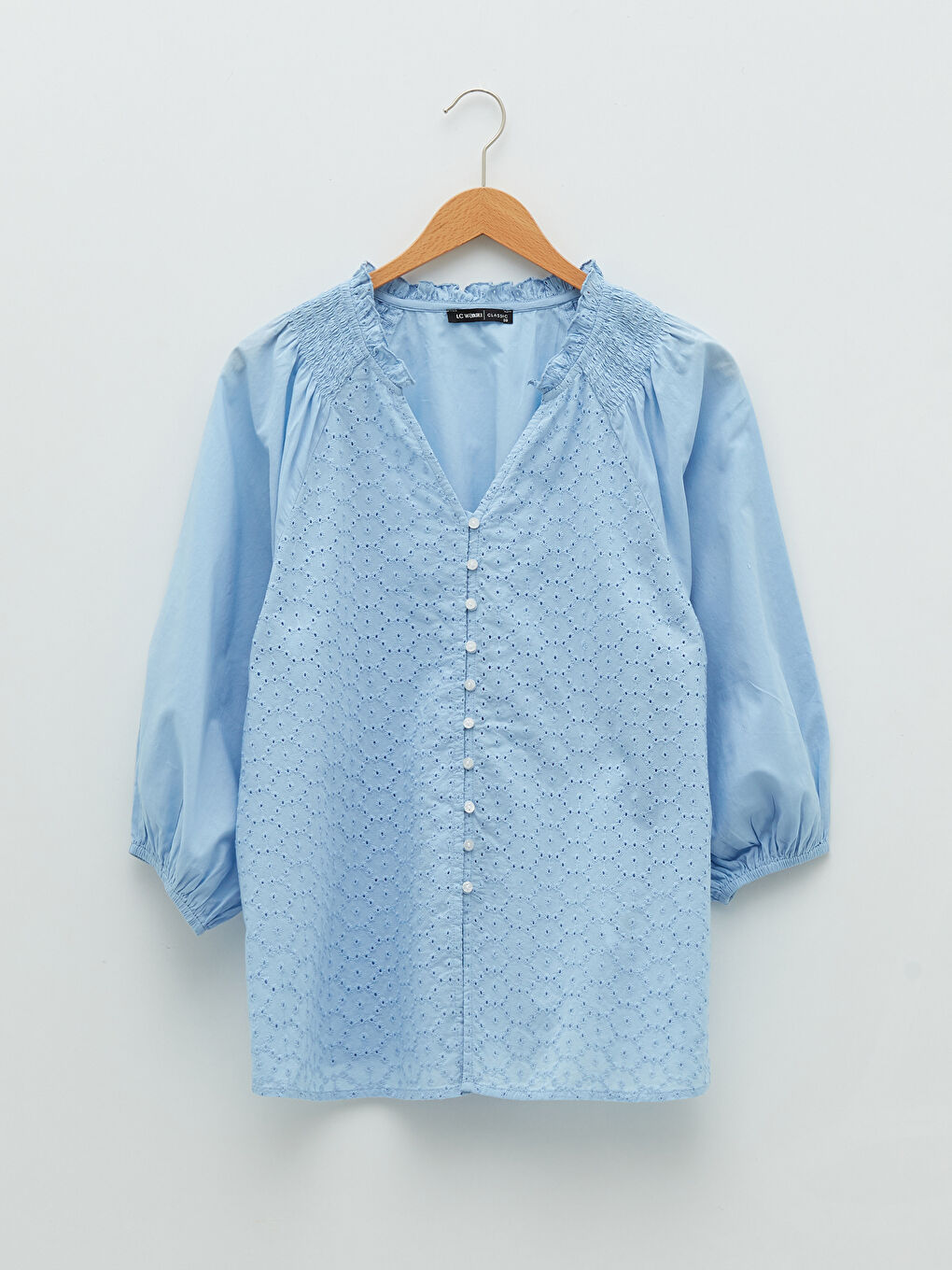 LCWAIKIKI Classic Kaçık Yaka Nakışlı Poplin Kadın Bluz -S25977Z8-G9Q