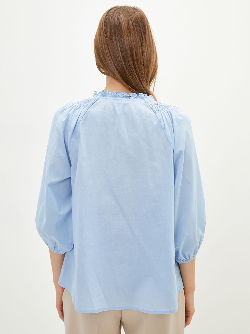 LCWAIKIKI Classic Kaçık Yaka Nakışlı Poplin Kadın Bluz -S25977Z8-G9Q