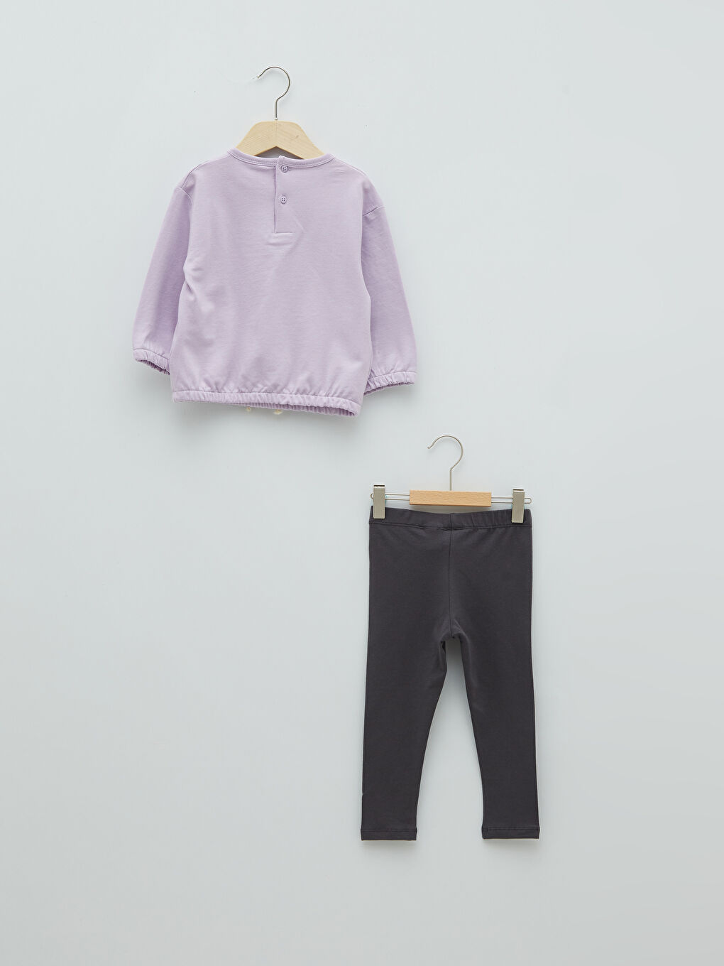 Lila Bisiklet Yaka Uzun Kollu Minnie Mouse Baskılı Kız Bebek Sweatshirt ve Tayt 2'li Takım-1