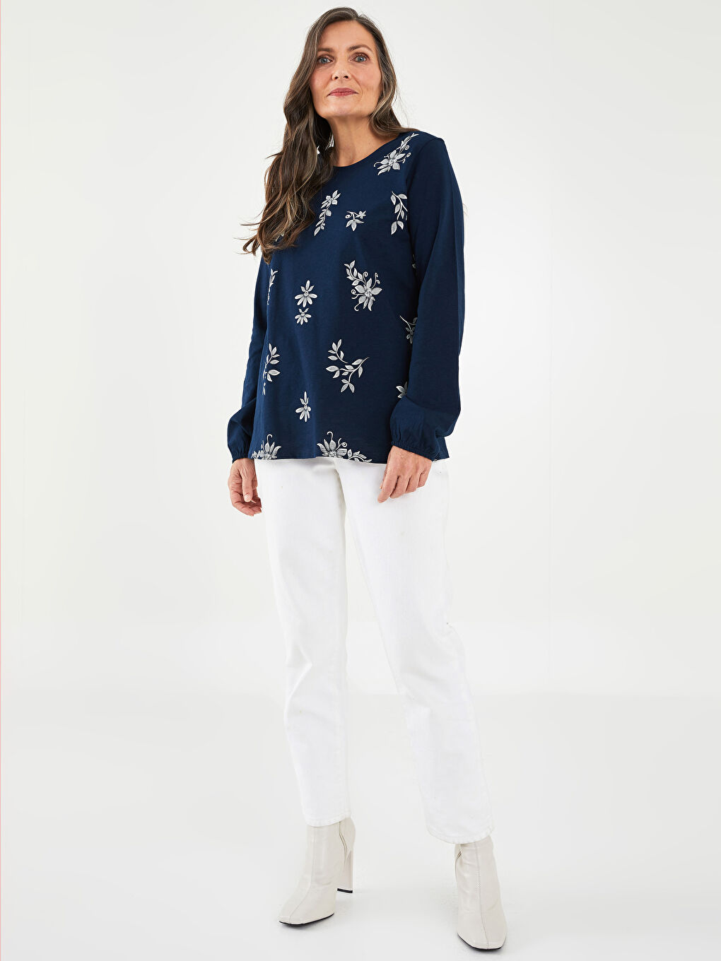 Crew Neck Printed Long Sleeve Cotton Women's T-shirt-3