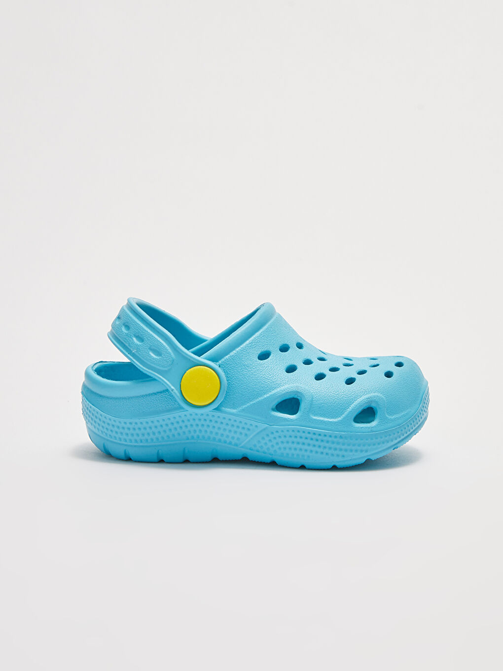 صندل أولادي رضع للشاطئ بتفاصيل إبزيم مثقوب