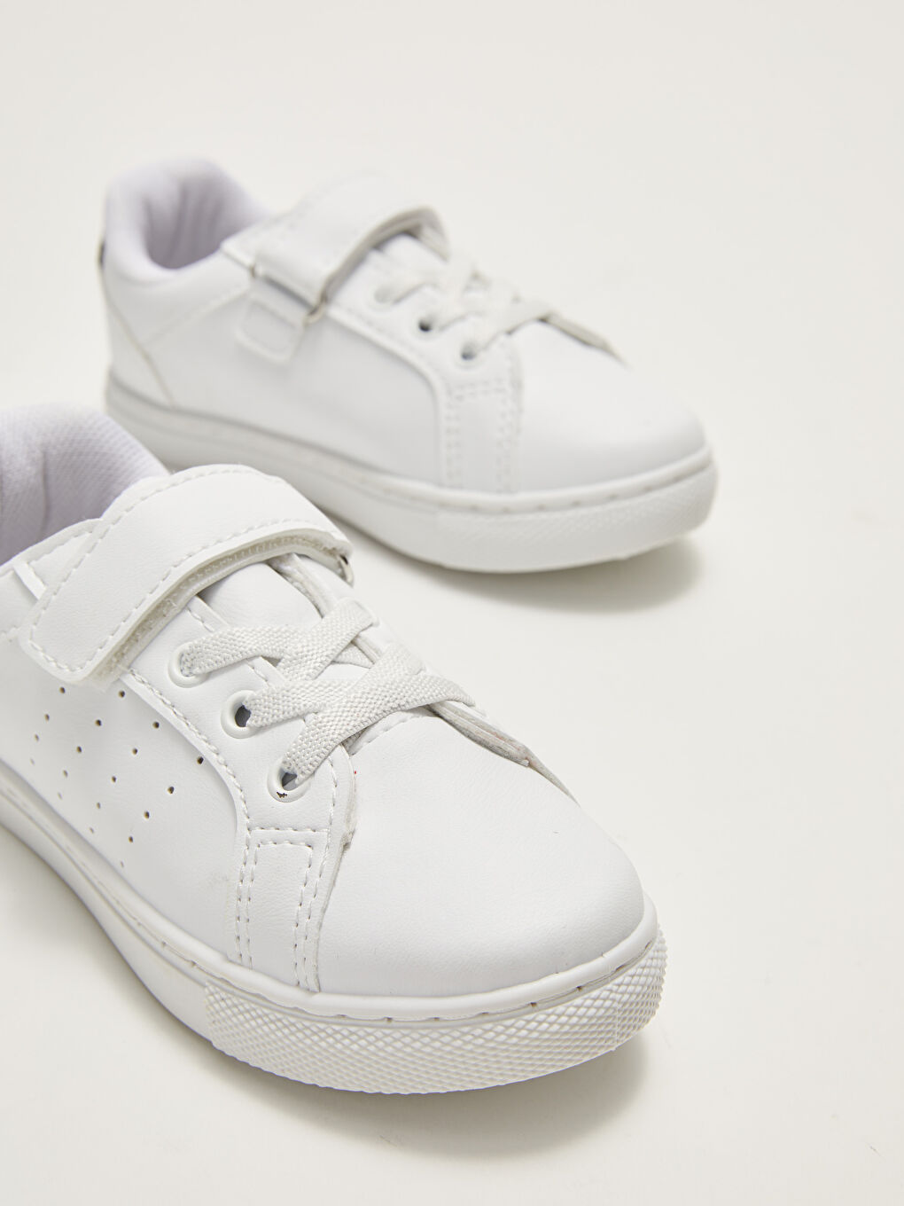 Жасанды былғары ұлдарға арналған кроссовкалар-2