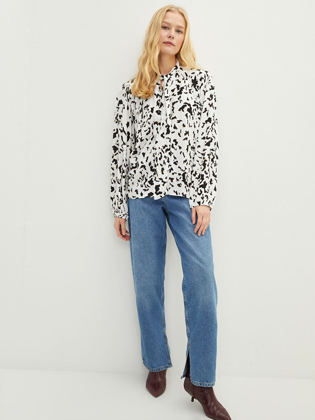 Bluza za Žene od Viskoze s Vezanjem oko Vrata, Uzorkovana, Dugi Rukav-1