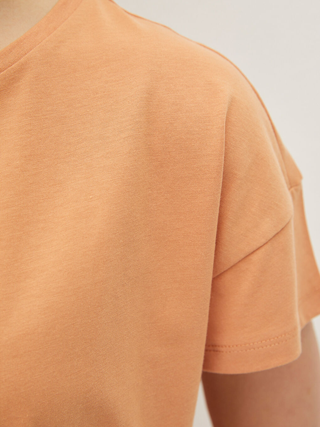 طقم بيجاما قطن برقبة دائرية مستقيمة وكم قصير للسيدات-1