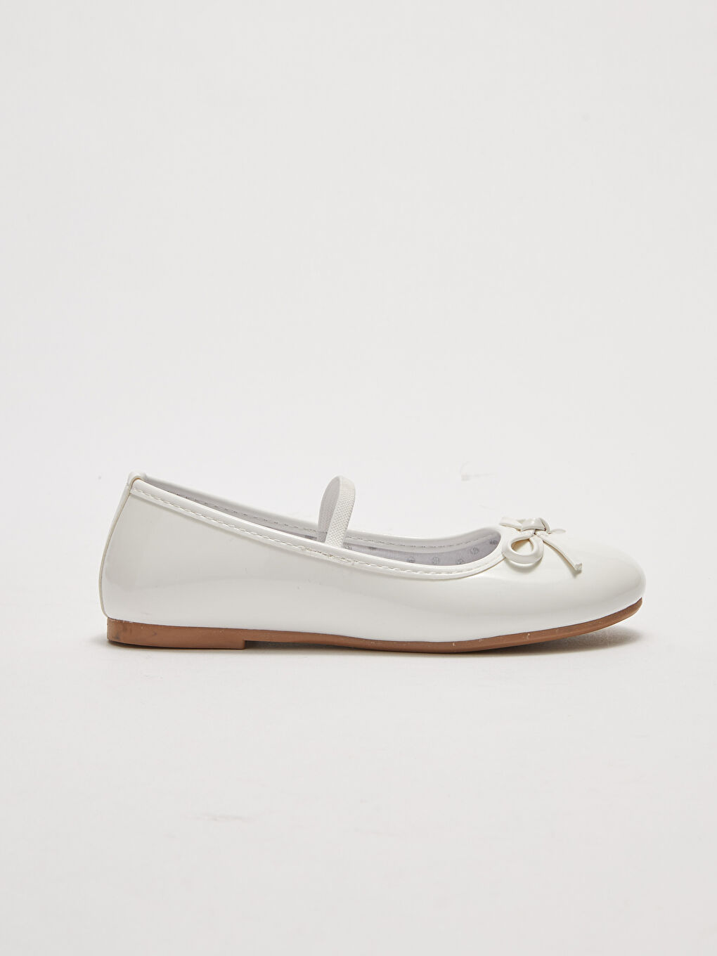 Beyaz Deri Görünümlü Fiyonk Detaylı Kız Çocuk Babet-2