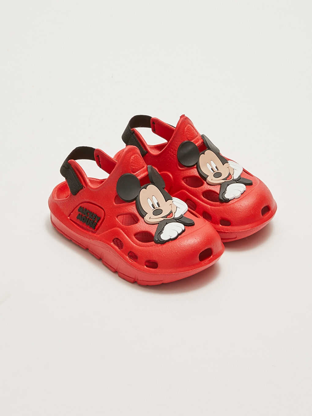 LCW STEPS Mickey Mouse Lisanslı Lastikli Erkek Bebek Plaj Sandaleti -S26430Z1-RWZ