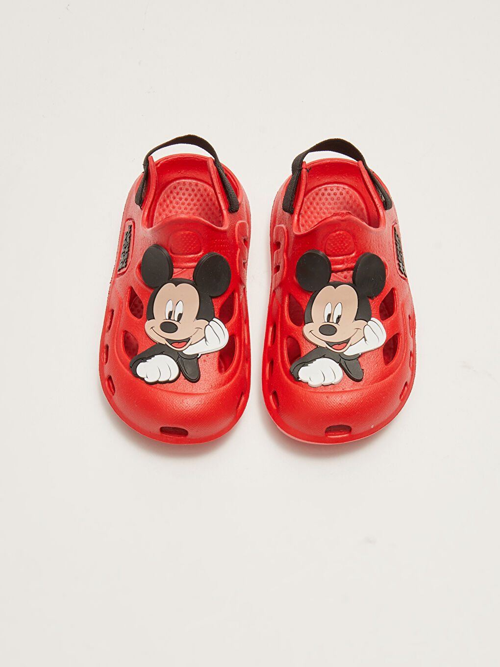 LCW STEPS Mickey Mouse Lisanslı Lastikli Erkek Bebek Plaj Sandaleti -S26430Z1-RWZ