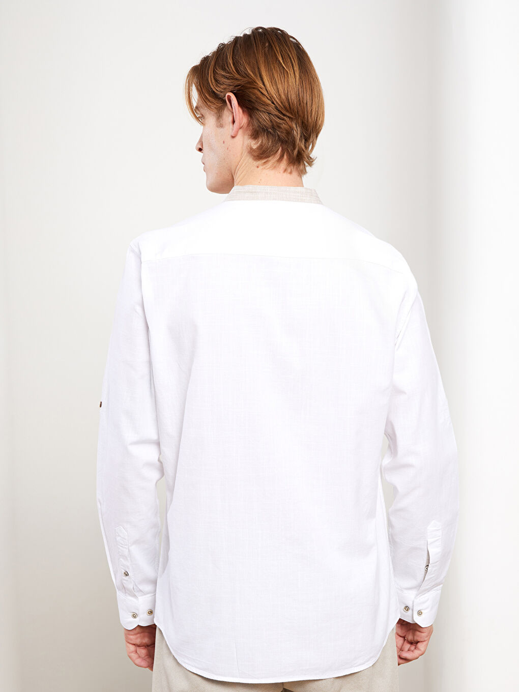 Beyaz Slim Fit Hakim Yaka Uzun Kollu Poplin Erkek Gömlek-4