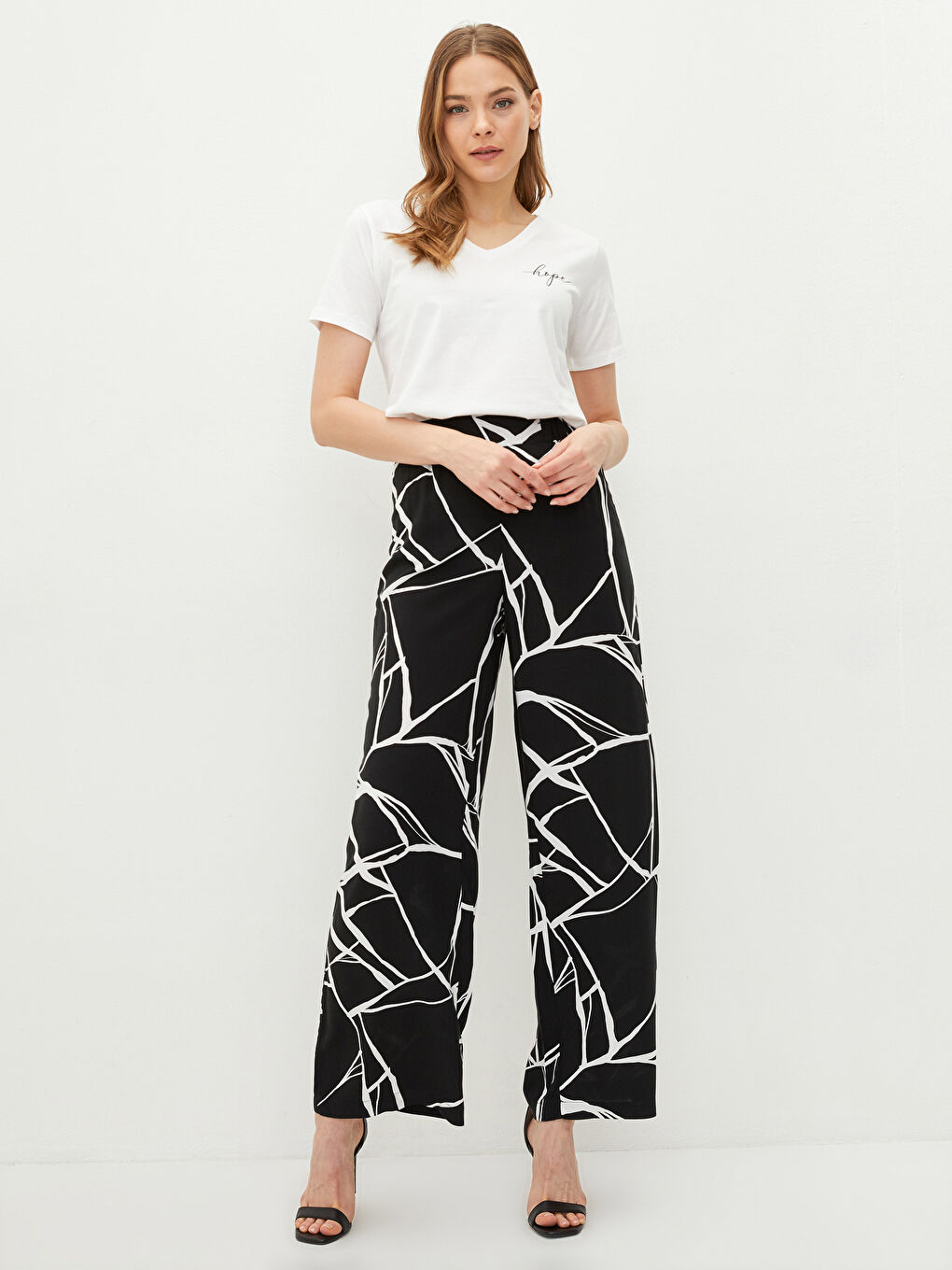Брюки Женские Вискозные С Принтом На Резинке-1