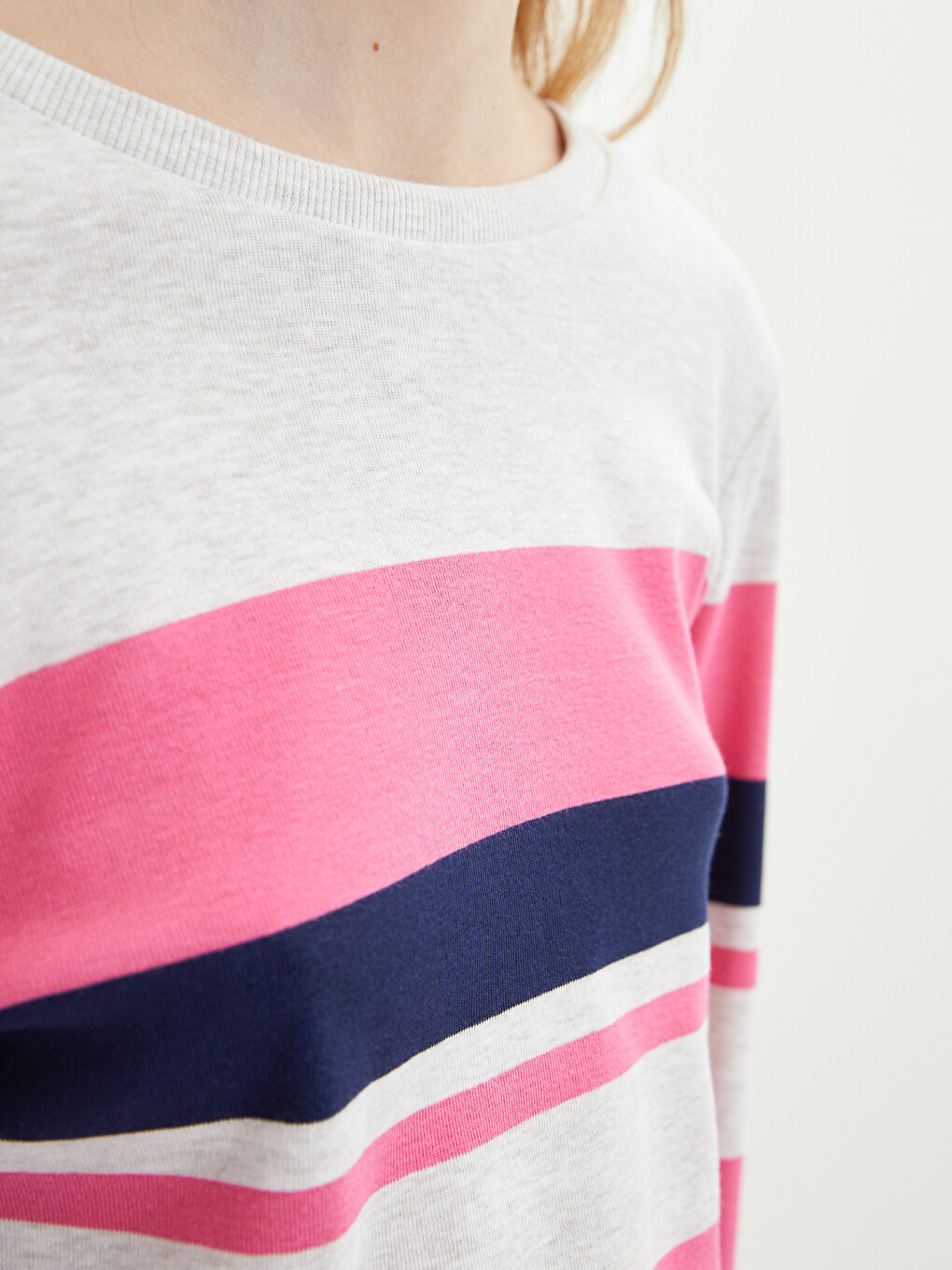 Crew Neck Color Block Long Sleeve Cotton Women's T-Shirt-4
