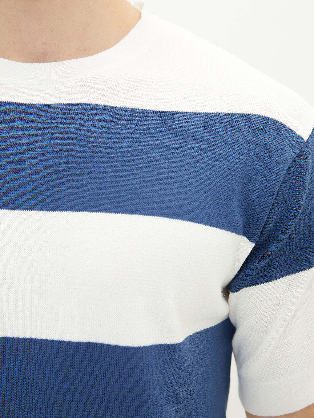 İndigo Bisiklet Yaka Kısa Kollu Renk Bloklu Erkek Triko Kazak-3