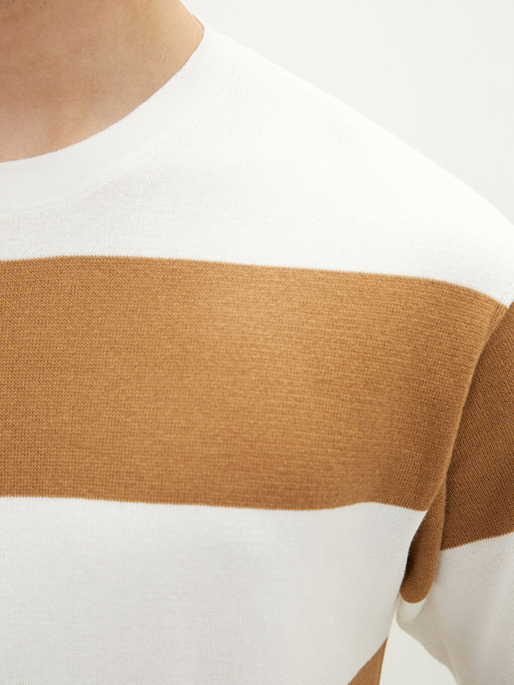 Crew Neck Short Sleeve Color Block Men's Knitwear Sweater-3