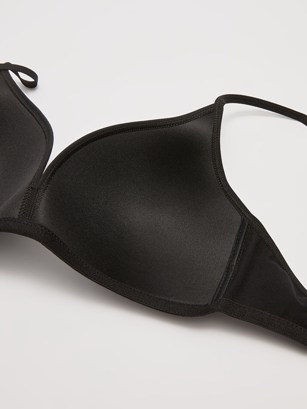 Siyah Balensiz Dolgusuz Düz İlk Sütyen-3