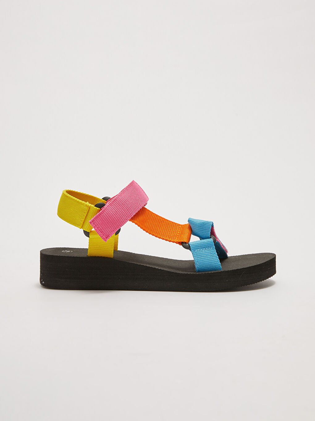 صنادل فيلكرو نسائية بحزام مزدوج وتصميم كتل الألوان-1