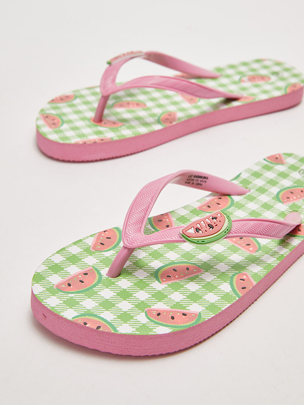 LCW STEPS Printed Patch Detailed Flip-Flops Women's Beach Slippers -S26788Z8-Q0V