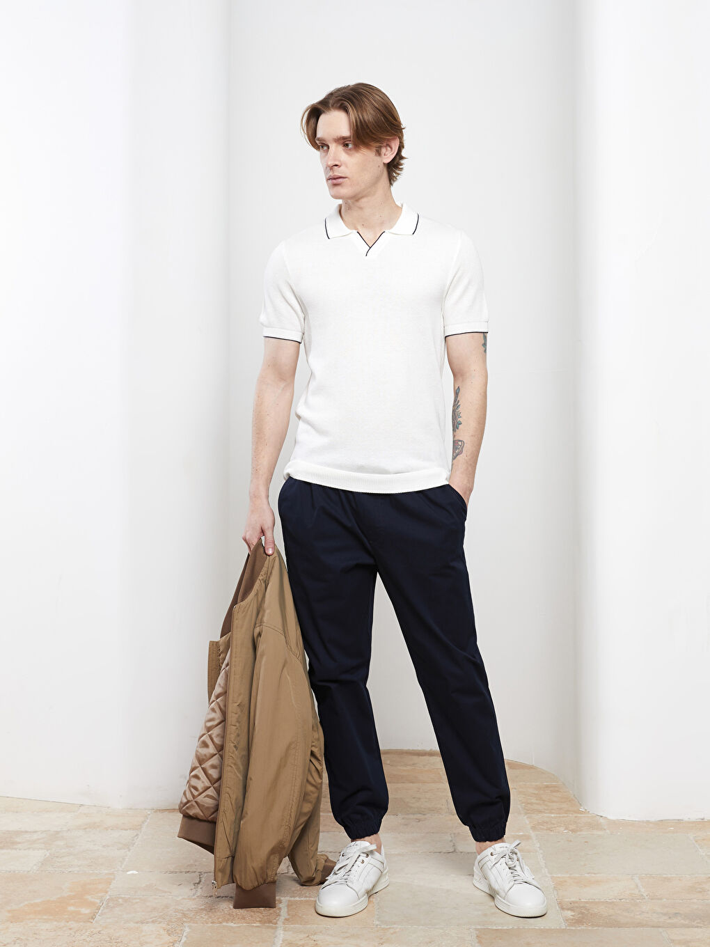 بنطلون رجالي بقصة رفيعة من قماش التويل