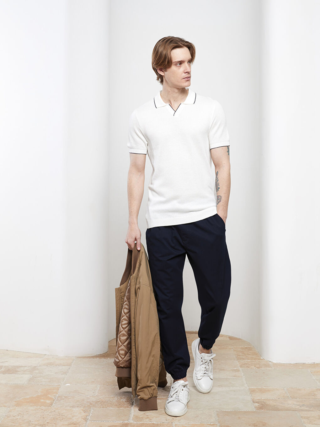 بنطلون رجالي بقصة رفيعة من قماش التويل-1