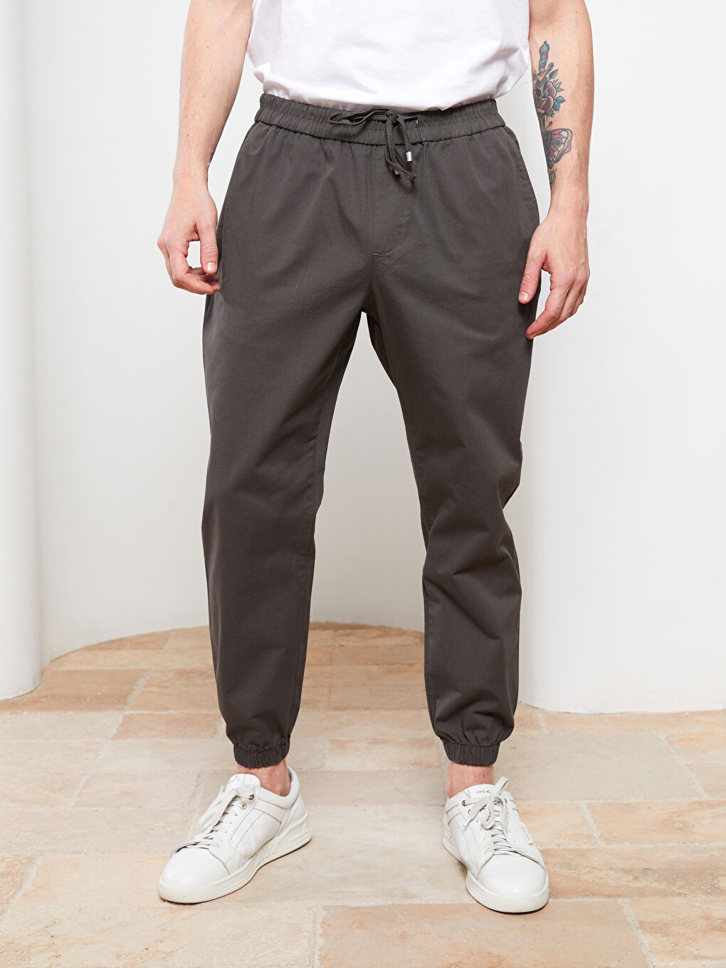 Slim Fit Twill Men's Trousers-3