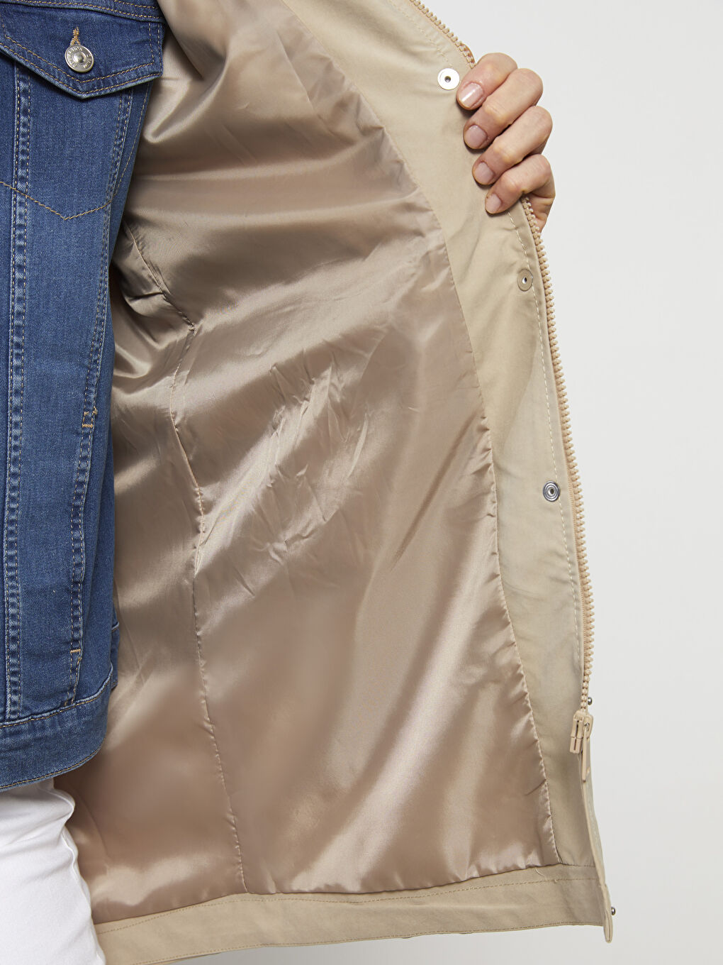 Bej Kapüşonlu Düz Uzun Kollu Oversize Kadın Mont-3