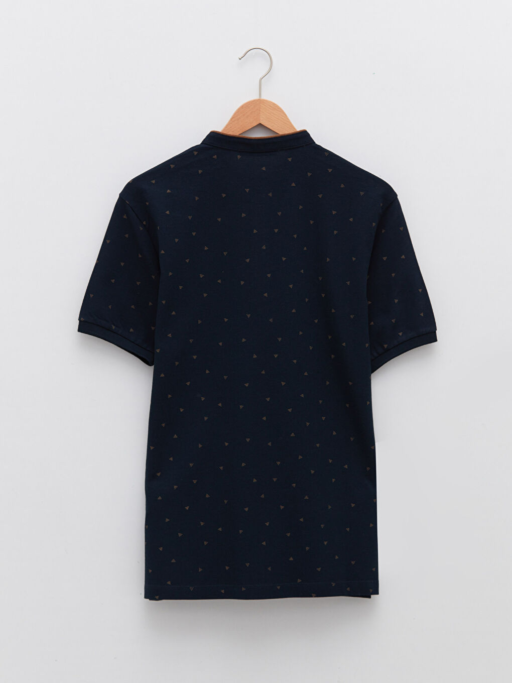 Ерлерге арналған тік жағалы қысқа жең өрнекті пике футболка-6