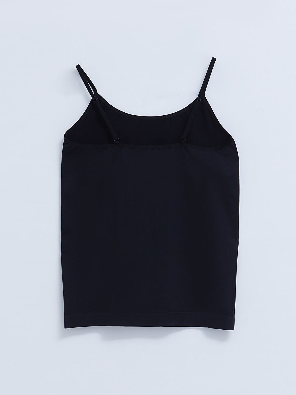 Siyah U Yaka Düz Askılı Kadın Atlet-5