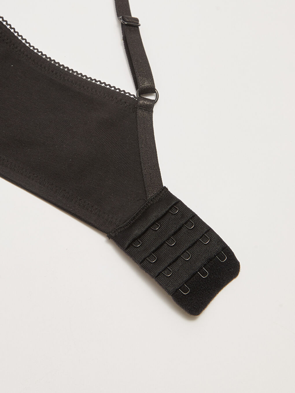 Siyah Balensiz Dolgusuz Dantel Detaylı Sütyen-3